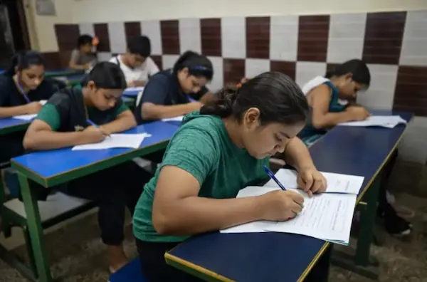 Classroom Session at Ashish Coaching Classes